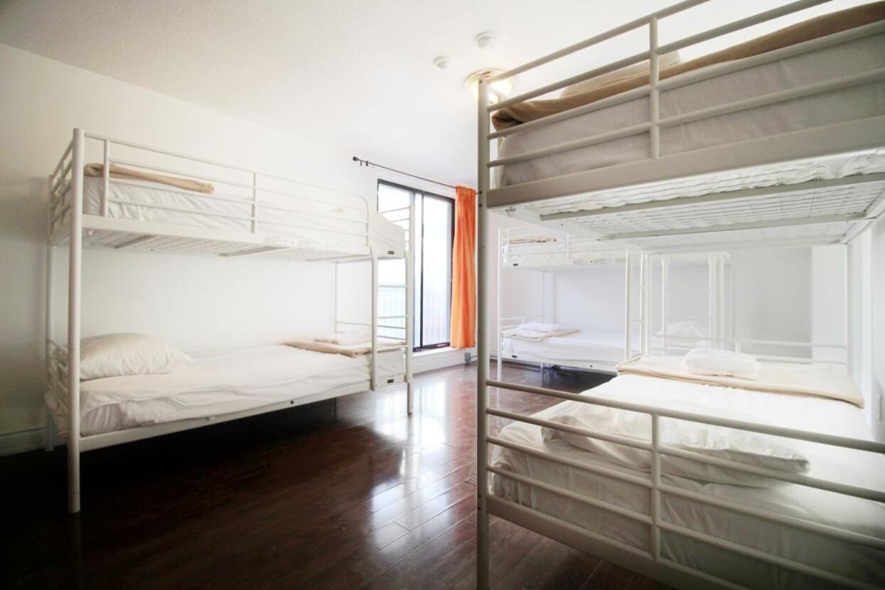 Kensington College Backpackers Toronto Camas do hostel foto